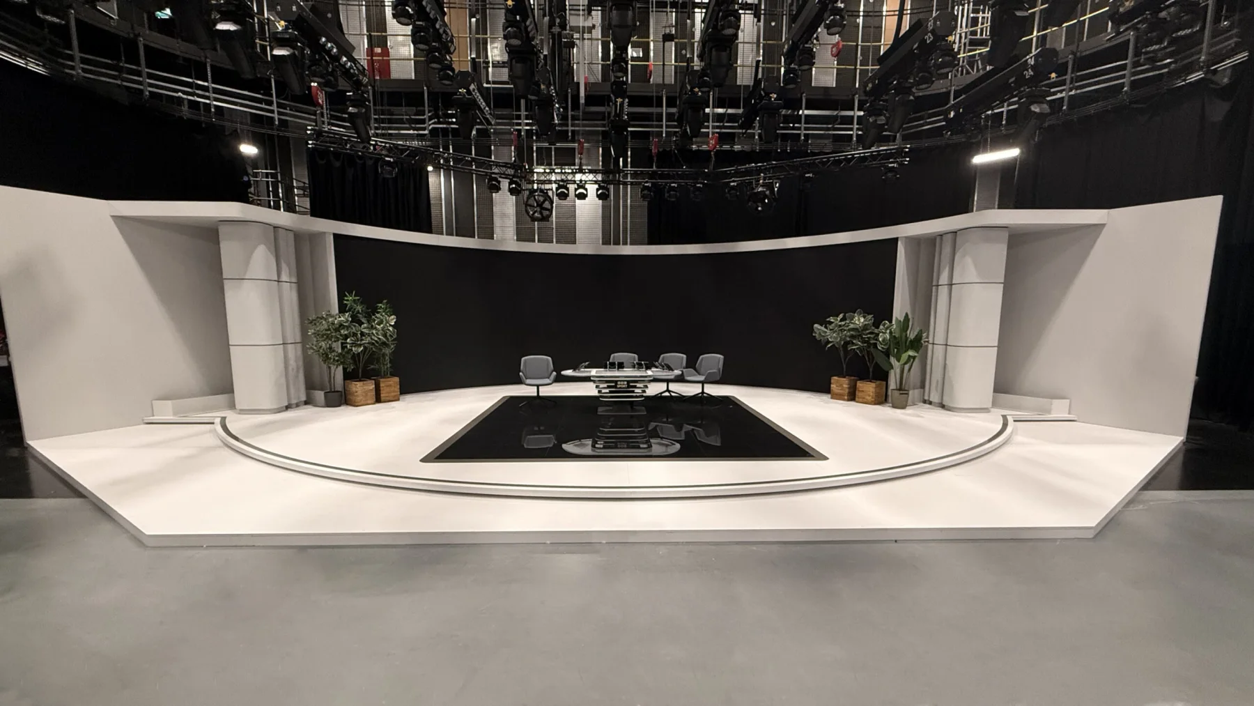 Source image for Match of the Day moves from green screen into a permanent XR volume
