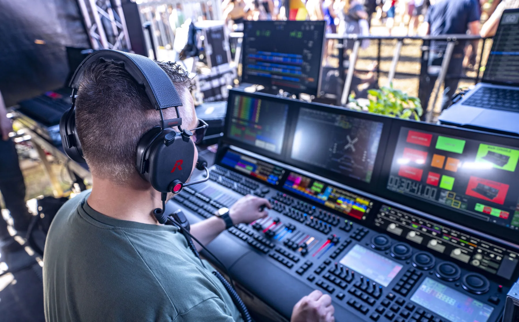 Source image for Riedel puts push-to-talk and field serviceability into OnAir headsets