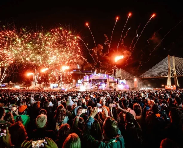 Source image for Rock in Rio links four wireless intercom cores to TV Globo